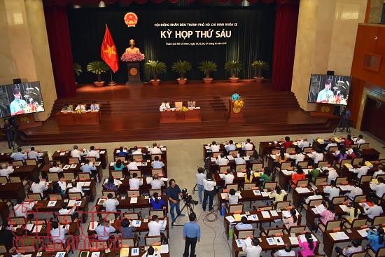 tp ho chi minh ho tro tien cho nguoi tu nguyen nghi huu som