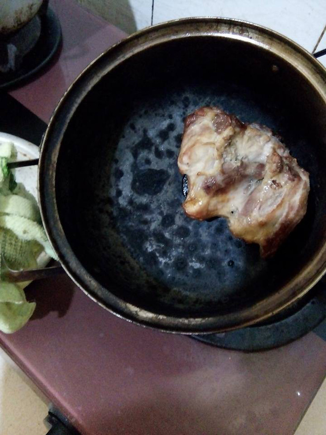 cuoi rung ron voi nhung pha mat nao cua hoi me bim sau sinh ca kho hoa ca thui rom tuong ot thanh tuong than