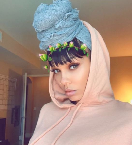 sao man city cong khai hen ho voi ban sao rihanna