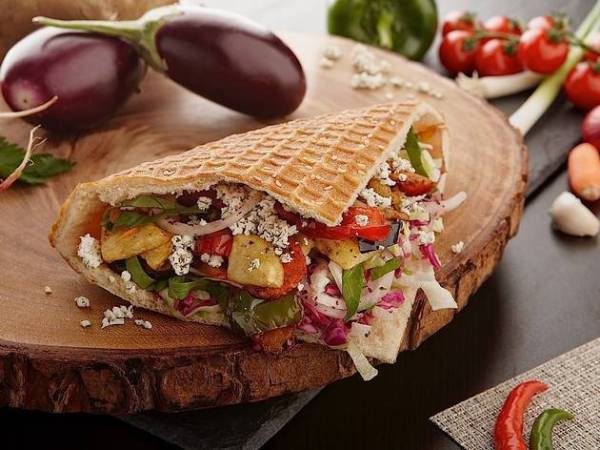 mon banh mi huyen thoai doner kebab co nguy co bi xoa so khoi chau au