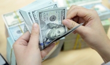 fed lan dau ha lai suat sau 10 nam thi truong phan ung the nao