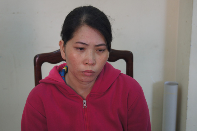 nguoi vo khai do chong di nhau ve doa chem nen da doat dao sat hai vut dau chong vao thung rac