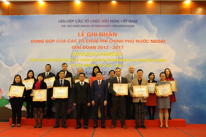 vinh danh 48 to chuc pcpnn co dong gop tich cuc cho viet nam giai doan 2013 2017