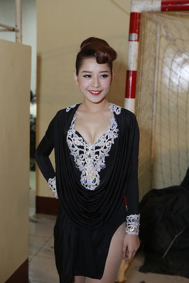 da bao gio ban thay chi pu mac do pho truong gan het vong 1 the nay chua