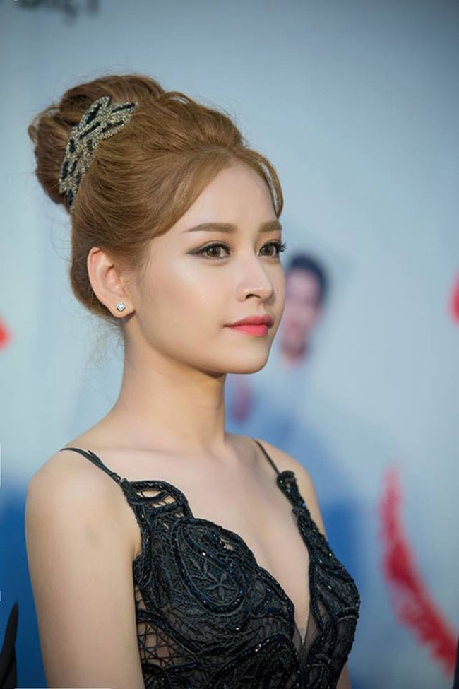 da bao gio ban thay chi pu mac do pho truong gan het vong 1 the nay chua