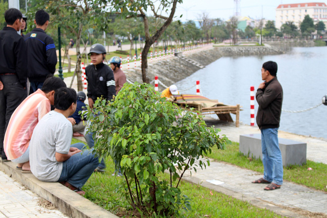 di cau ca hoang hon phat hien xac chet noi bong benh giua ho dieu hoa
