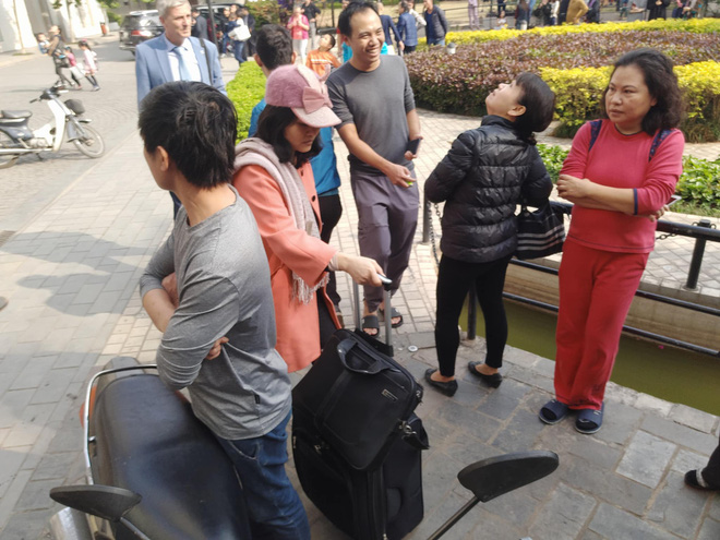 ha noi chay lon tai chung cu tren duong hoang hoa tham nguoi dan hoang so so tan