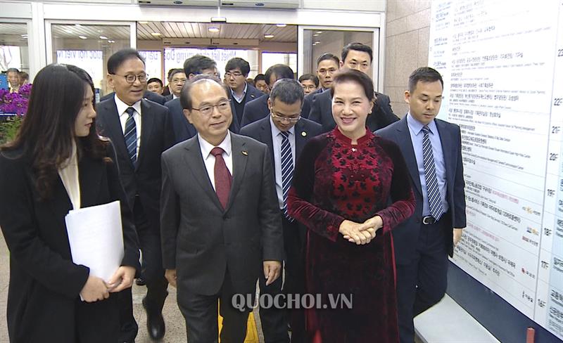 thuc day giao luu nhan dan viet nam han quoc