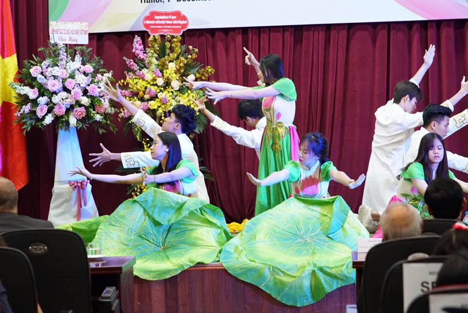 giao luu ky niem 45 nam thiet lap quan he ngoai giao viet nam vuong quoc anh