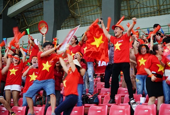 co dong vien sang malaysia tiep lua cho doi tuyen viet nam