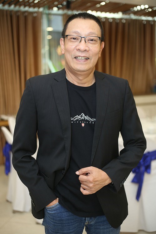 mc lai van sam chi nhung nguoi hen moi di lam gia mao facebook nguoi khac de lua dao