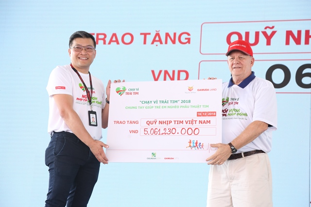 181 em be duoc noi nhip tim vuon mam song tu chay vi trai tim 2018