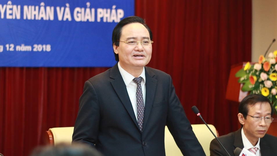 bo truong phung xuan nha giu chuc chu tich hoi dong giao su nha nuoc nhiem ky moi