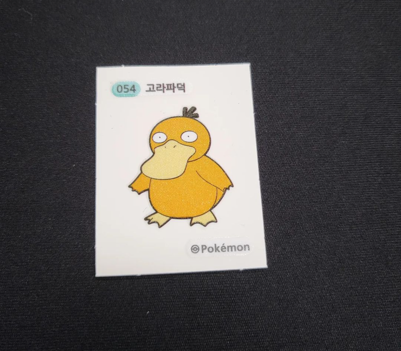 Một chiếc sticker Pokémon Một chiếc sticker Pokémon
