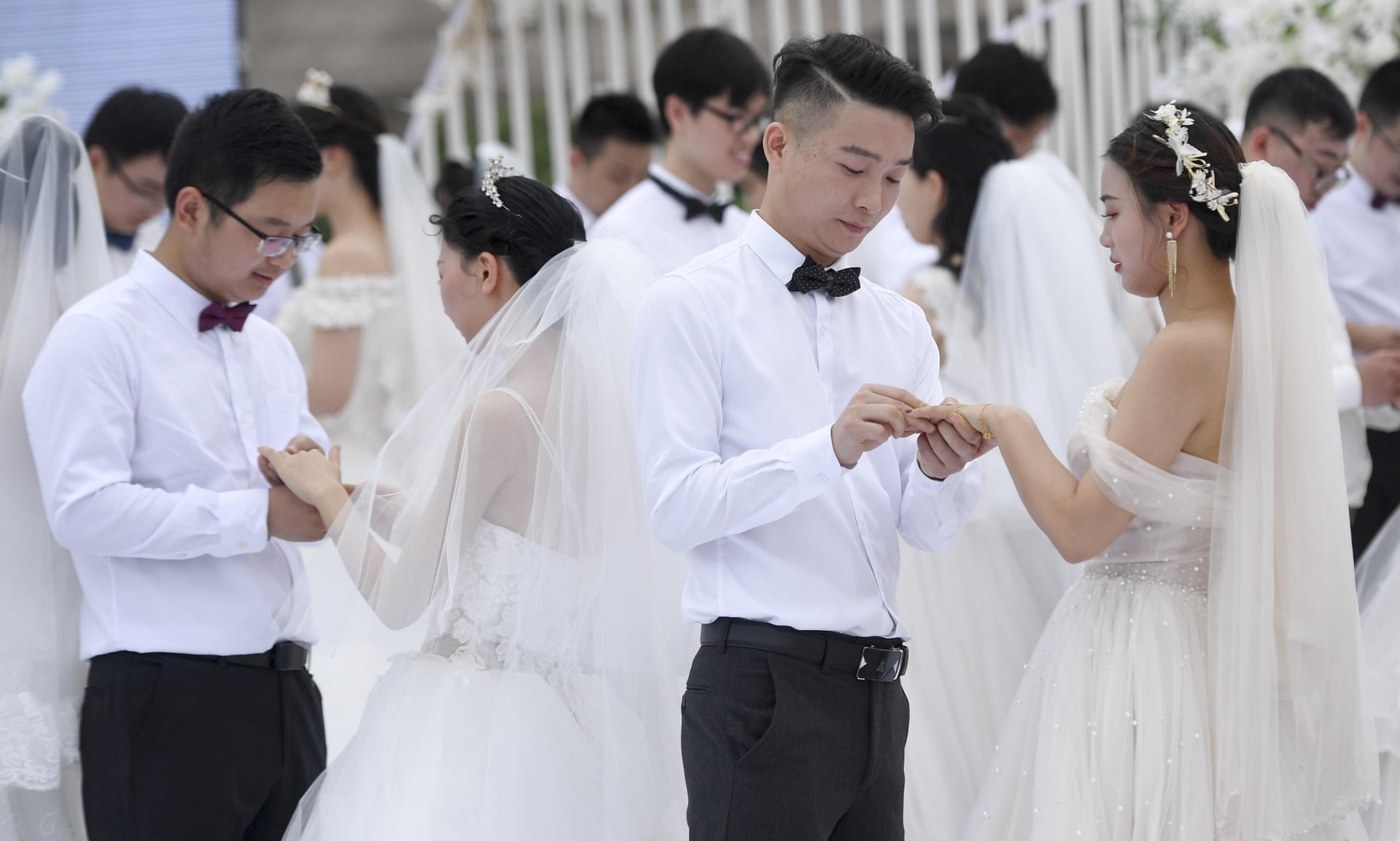 Các cặp đôi ở Trung Quốc cần 30 ngày suy nghĩ lại trước khi có thể ly hôn cac cap doi o trung quoc can 30 ngay suy nghi lai truoc khi co the ly hon