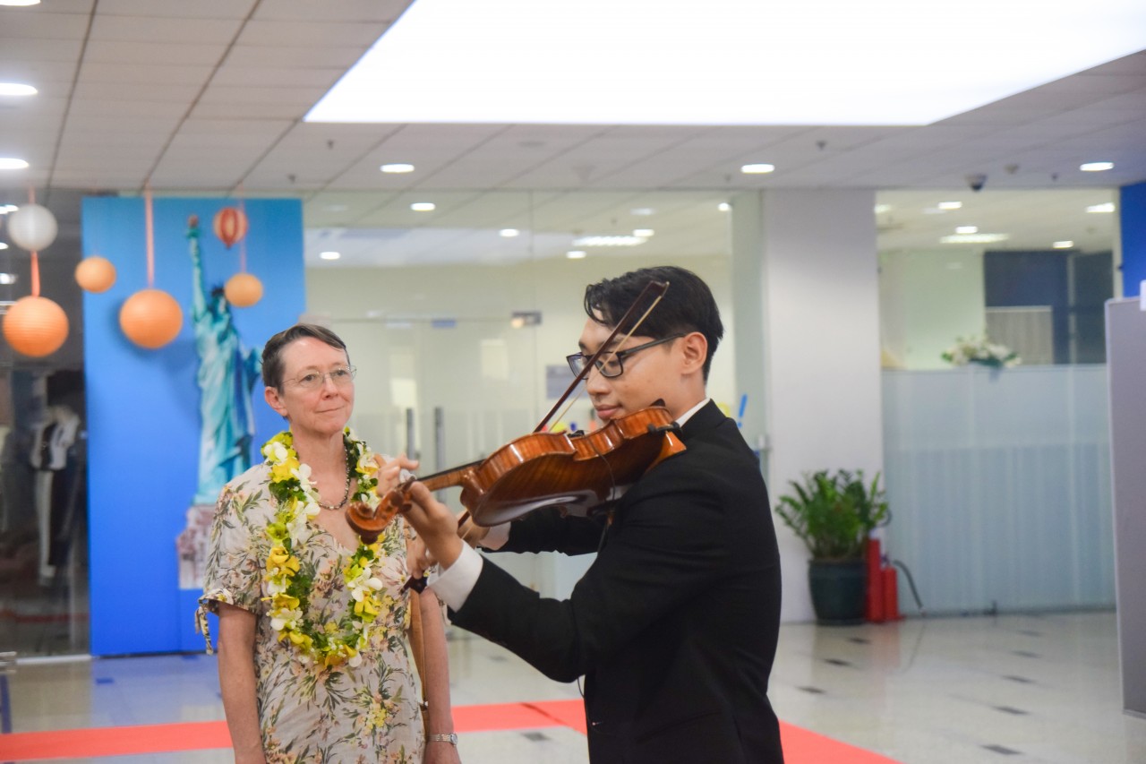 Nhạc viện Sydney mang đến cơ hội cho sinh viên tài năng của Đại học Hoa Sen Nhạc viện Sydney mang đến cơ hội cho sinh viên tài năng của Đại học Hoa Sen
