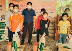Организация World Vision Vietnam оказала денежную помощь 340 сиротам и детям г.Хошимина, пострадавшим от COVID-19