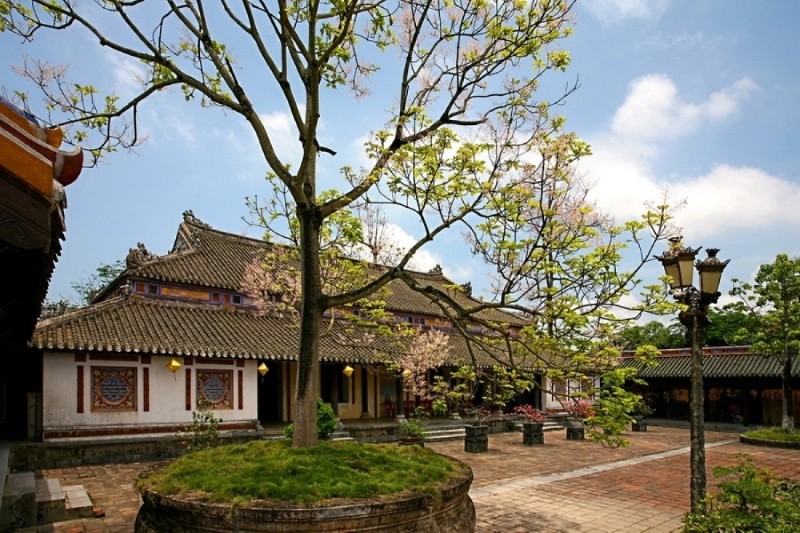 Voyageurs du Monde Introduced the Charm of Hue Citadel Voyageurs du Monde Introduce the Charm of Hue Citadel