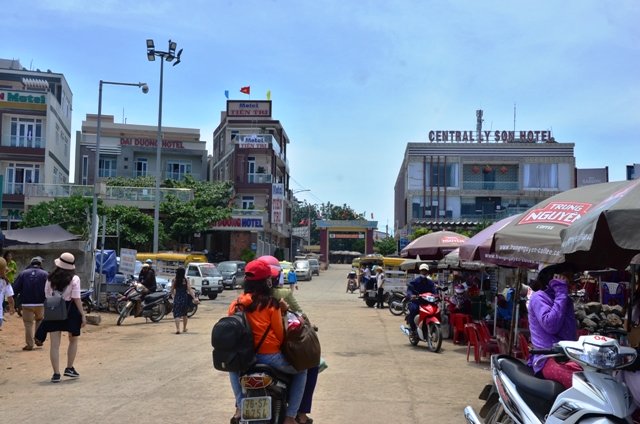 Dân đảo Lý Sơn ồ ạt bán đất ven biển nguoi dan ly son o at ban dat ven bien