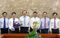 loat nhan su moi duoc bo nhiem tai bo tai chinh va tong cuc hai quan la ai