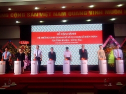 bo cong an co nguoi trung quoc nup bong nguoi viet mua bat dong san