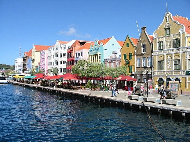 Curacao là nước nào, nằm ở đâu, đội bóng mạnh thế nào? curacao la nuoc nao nam o dau doi bong manh the nao