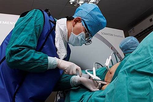Ung thư là gì, triệu chứng và cách điều trị mới nhất? ung thu la gi cac loai ung thu dau hieu nhan biet trieu chung va cach dieu tri ung thu hieu qua nhat