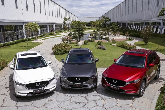 bang gia xe mazda moi nhat thang 102019