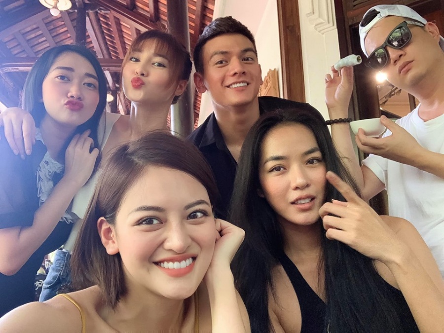 Facebook sao Việt hôm nay (17/8): Ninh Dương Lan Ngọc đăng hình diễn viên “Gái già lắm chiêu 3” facebook sao viet hom nay 178 ninh duong lan ngoc dang hinh dien vien gai gia lam chieu 3