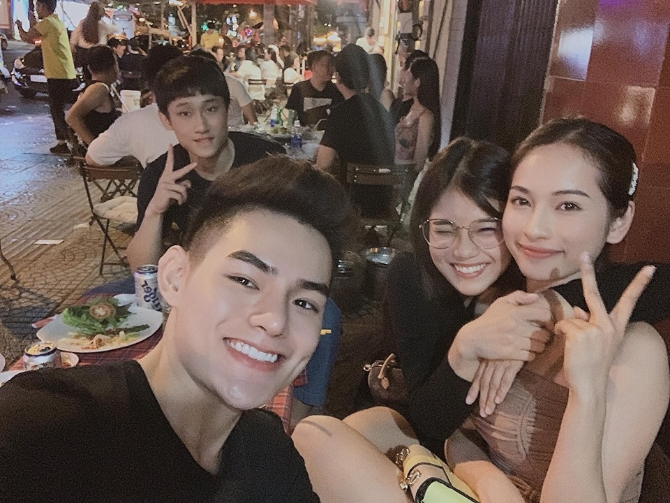 tin giai tri facebook sao viet hom nay 298 bich phuong ra mv moi di du dua di