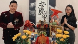 nha thiet ke viet noi gi khi hoang thuy linh bi chi trich mac ao dai khong quan