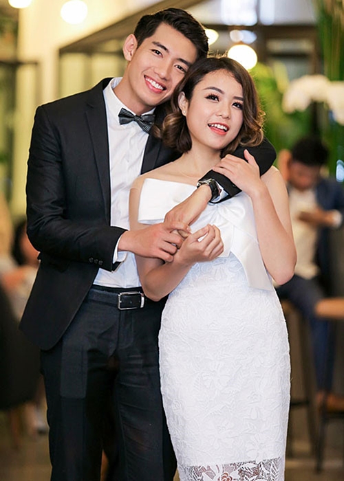 hanh trinh yeu 2 nam day ky niem dep cua thai trinh quang dang