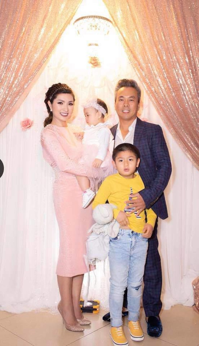 5 nữ ca sĩ Việt ở Mỹ nổi tiếng tài năng nhưng tình duyên lận đận nhung ca si viet o my co hon nhan trac tro