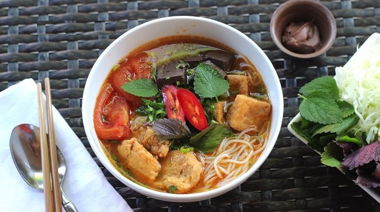 Món ngon Hà Nội: 5 món bún khiến thực khách “quên lối về” mon ngon ha noi 5 mon bun khien thuc khach quen loi ve