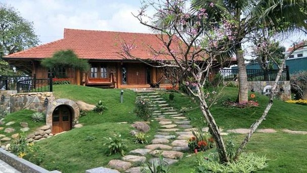 Cơ ngơi hoành tráng của danh hài Xuân Bắc co ngoi hoanh trang cua nghe si hai xuan bac