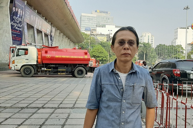 Ca sĩ Quang Hà phải hủy show với Hoài Linh, thiệt hại khoảng 10 tỷ đồng do cháy Cung Việt Xô ca si quang ha phai huy show voi hoai linh thiet hai khoang 10 ty dong do chay cung viet xo