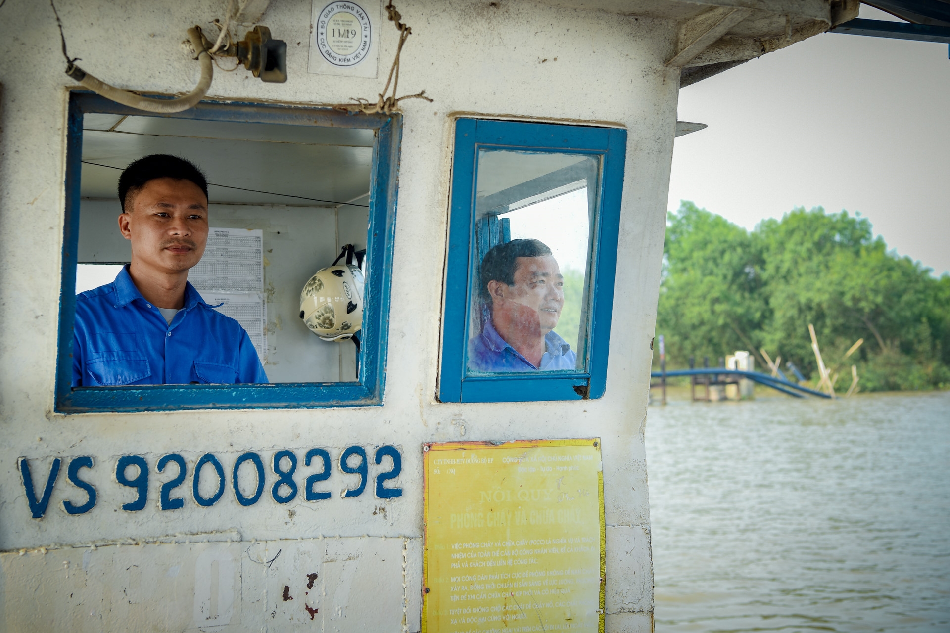 ben pha binh bieu tuong mot thoi cua hai phong dung hoat dong