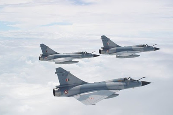 Máy bay chiến đấu Mirage-2000 đã lập nhiều chiến công quan trọng cho Không quân Ấn Độ. Nguồn: eastday.com. 1331 fdh