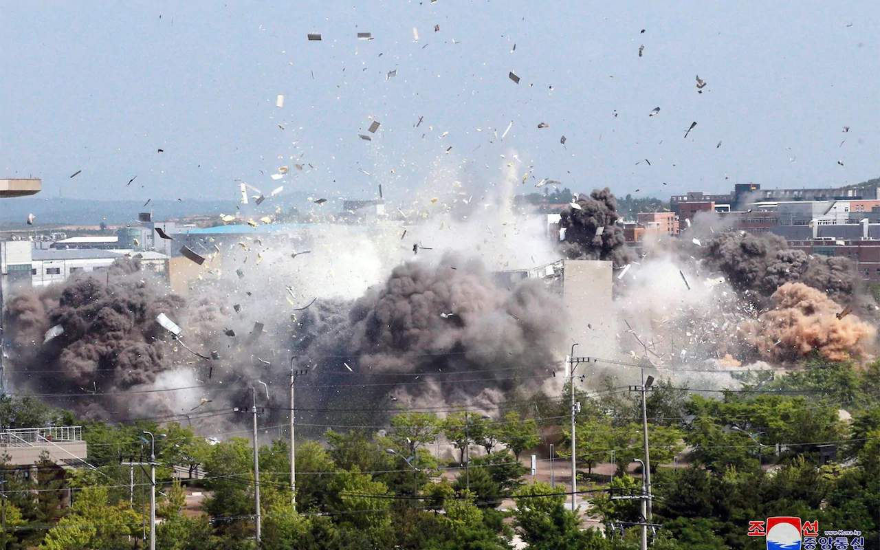 South Korean prosecutor filed a lawsuit agains Kim Jong Un's Sister - Kim Yo Jong 5752 re