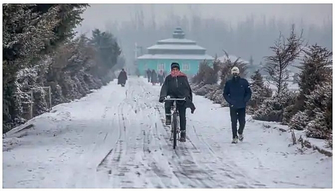 India daily weather forecast latest, February 5: Temperature remains near normal and mainly dry weather expected India daily weather forecast latest, february 5: temperature remains near normal and mainly dry expected