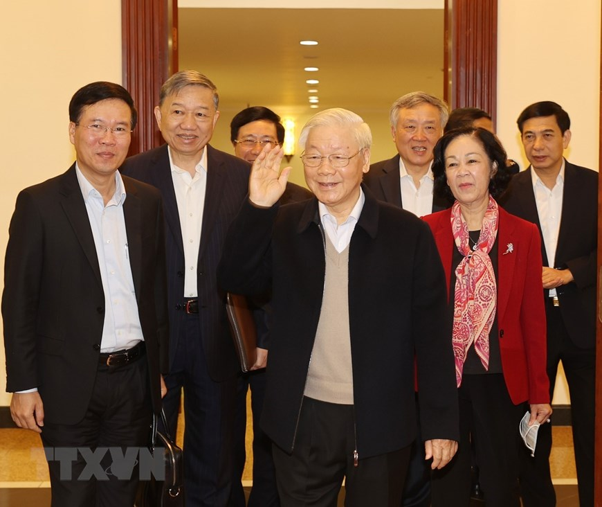 General Secretary, State President Nguyen Phu Trong and comrades of the Politburo and the Secretariat attended the meeting. Photo: VNA 0336 po2