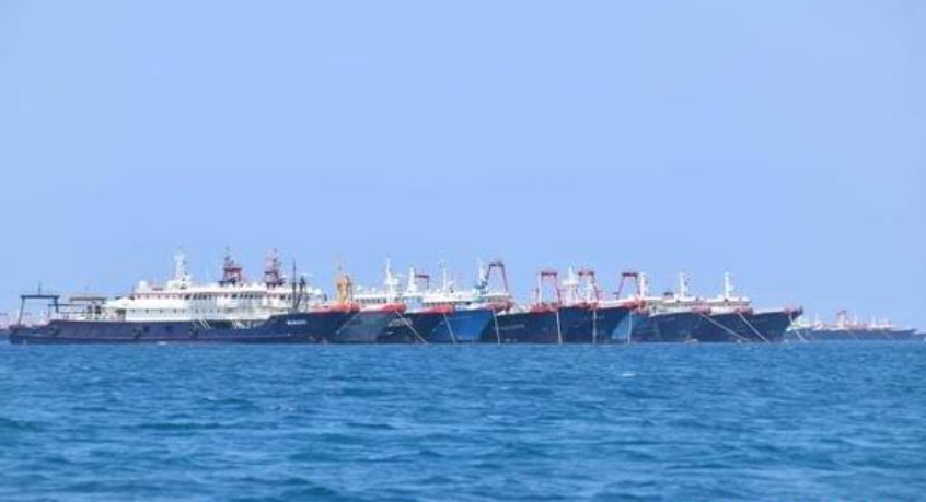 Philippines sends fighter aircraft over Chinese vessels in South China Sea Philippines sends fighter aircraft over Chinese vessels in South China Sea