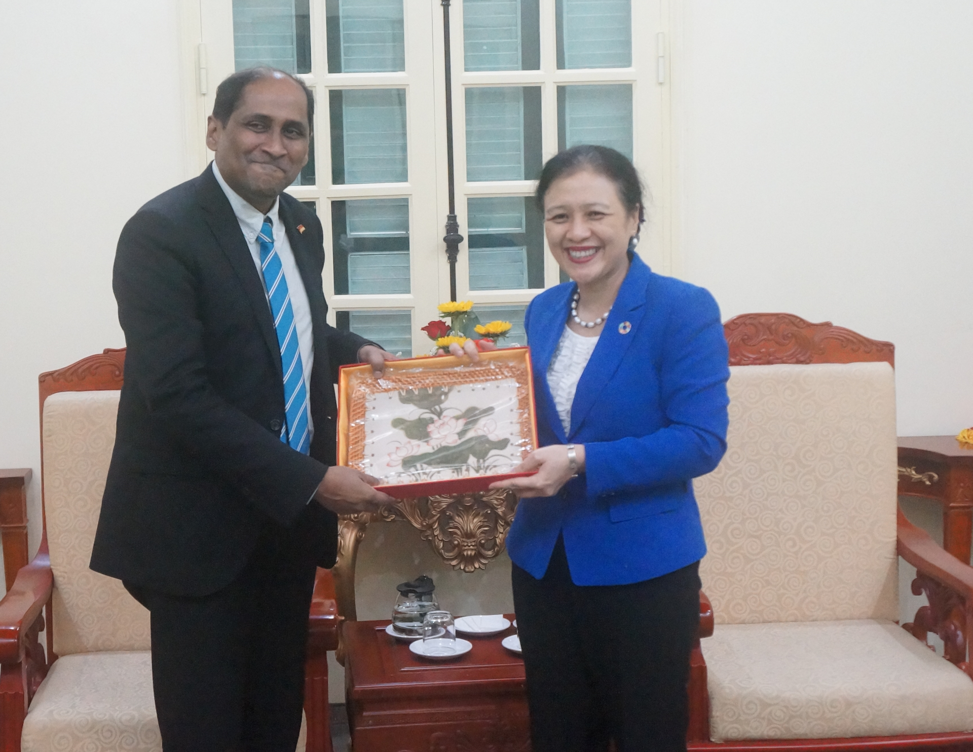 Newly appointed Singaporean Ambassador to pay a courtesy visit to the VUFO President Newly appointed Singaporean Ambassador to pay a courtesy visit to the VUFO President