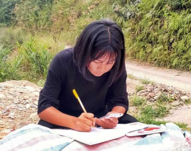 Vietnam ethnic students make shacks on hills for e-learning vietnam ethnic students make shacks on hills for e learning