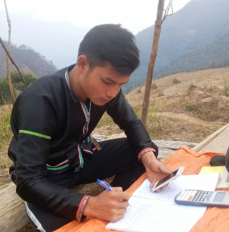 Vietnam ethnic students make shacks on hills for e-learning vietnam ethnic students make shacks on hills for e learning