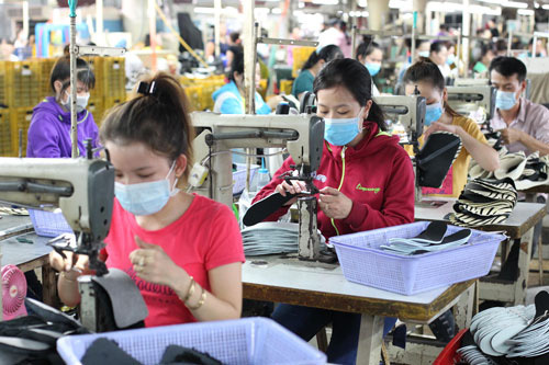 Vietnam's Q2 exports hopefully expect attainable targets vietnams q2 exports hopefully expect attainable targets