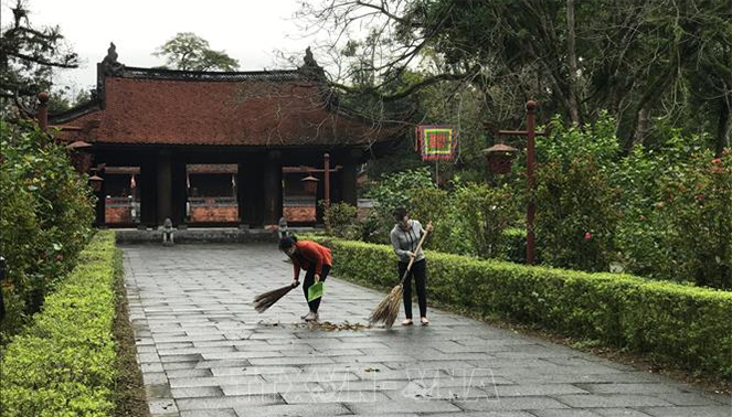 Tourism attractions and services start to be reopened around Vietnam Tourism attractions and services start to be reopened around Vietnam