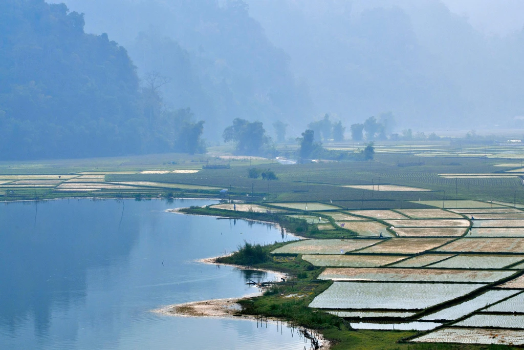 Vietnam Sustainable Rural Charmings through a Britain young beautiful jounarlist's eyes Vietnam Sustainable Rural Charmings through a Britain young beautiful jounarlist's eyes