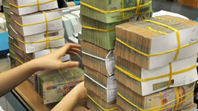 vietnam companies achieved lower earnings in april