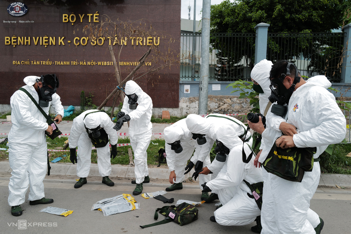 In Photos: Hanoi cancer hospital disinfected after Covid-19 cases detected In Photos: Hanoi cancer hospital disinfected after Covid-19 cases detected